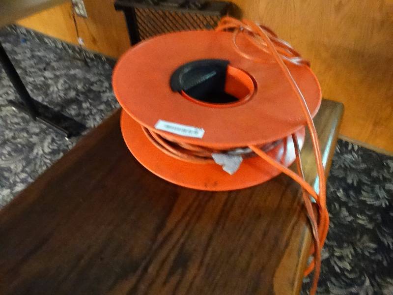 lot 628 image: Extension cord reel wextension cord.
