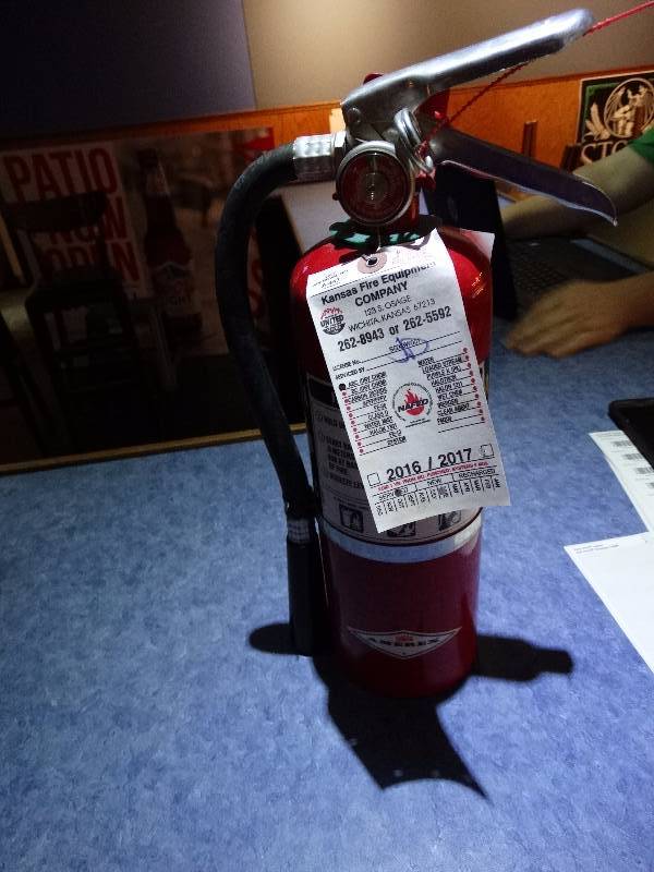 lot 659 image: Fire extinguisher.