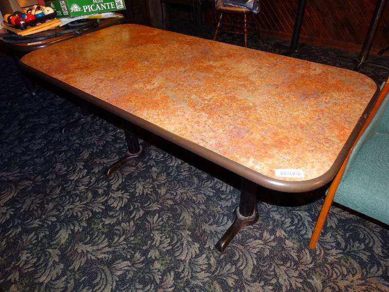 lot 687 image: Double pedestal dining table