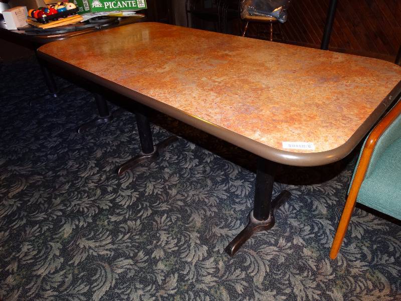 lot 688 image: Double pedestal dining table.