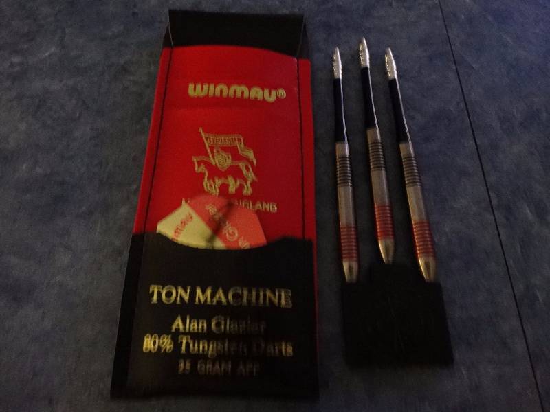 lot 695 image: Winmau dart case w3 darts.