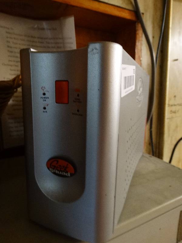 lot 703 image: Geek Squad battery backup.