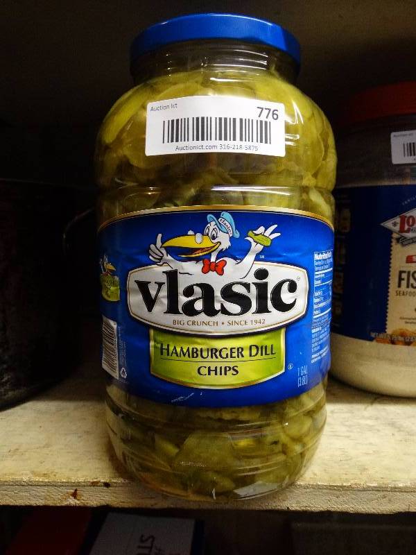 lot 776 image: Vlasic dill chip pickles 1 gallon.