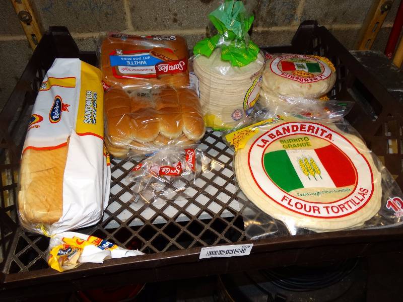 lot 806 image: Bread & tortilla.