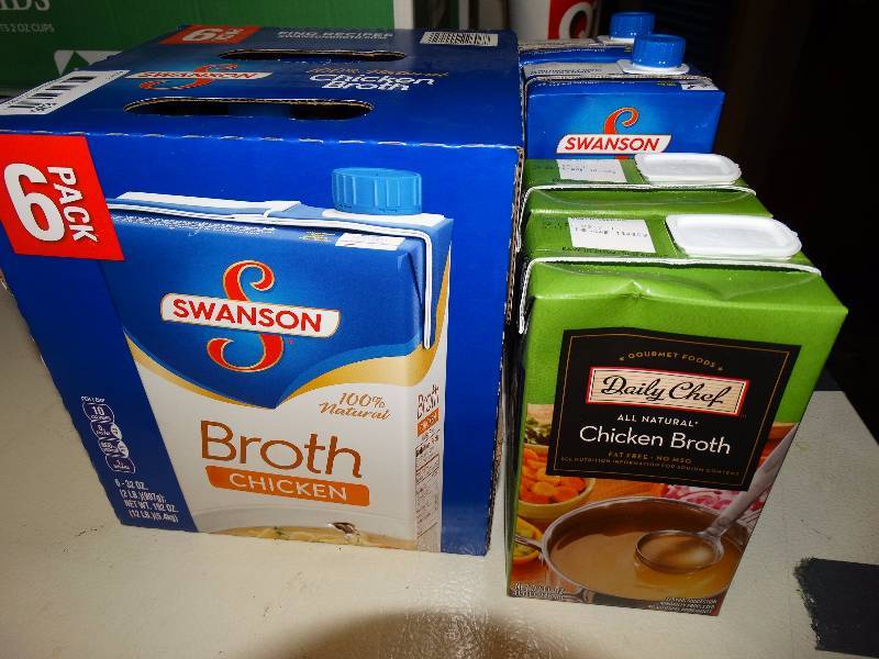 lot 826 image: Chicken broth & stock.