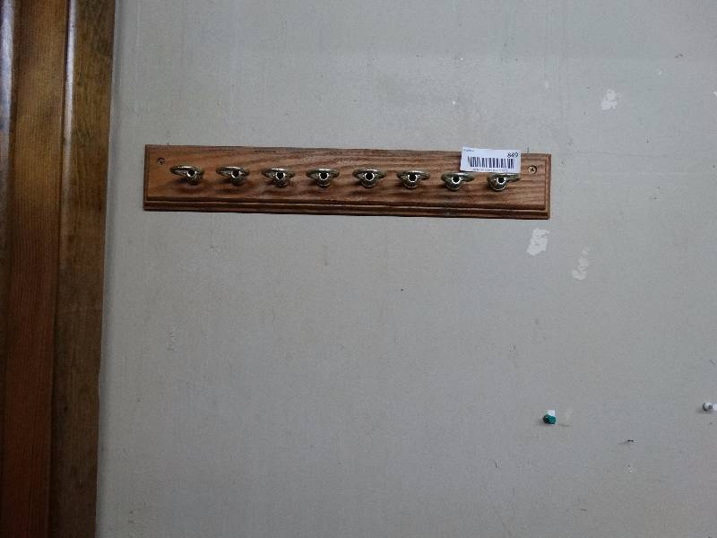 lot 849 image: Cue stick holder.