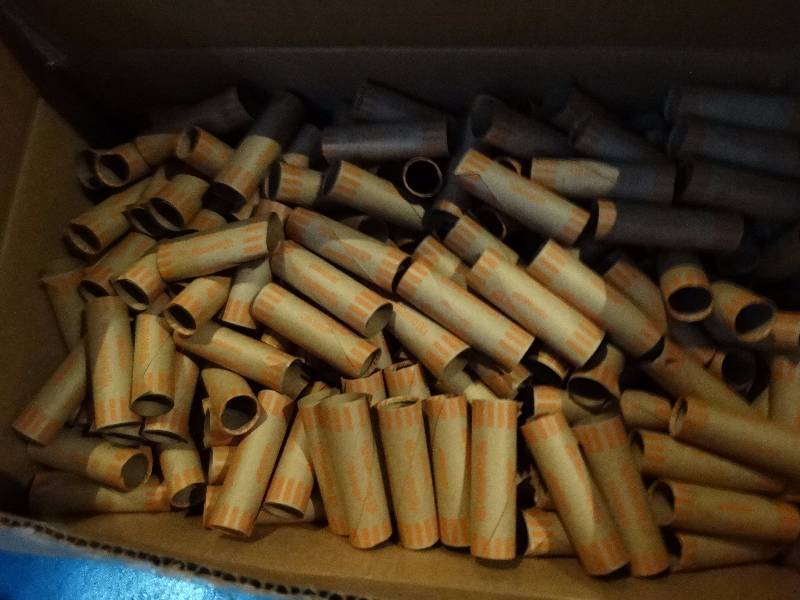 lot 850 image: Quarter coin rollers.