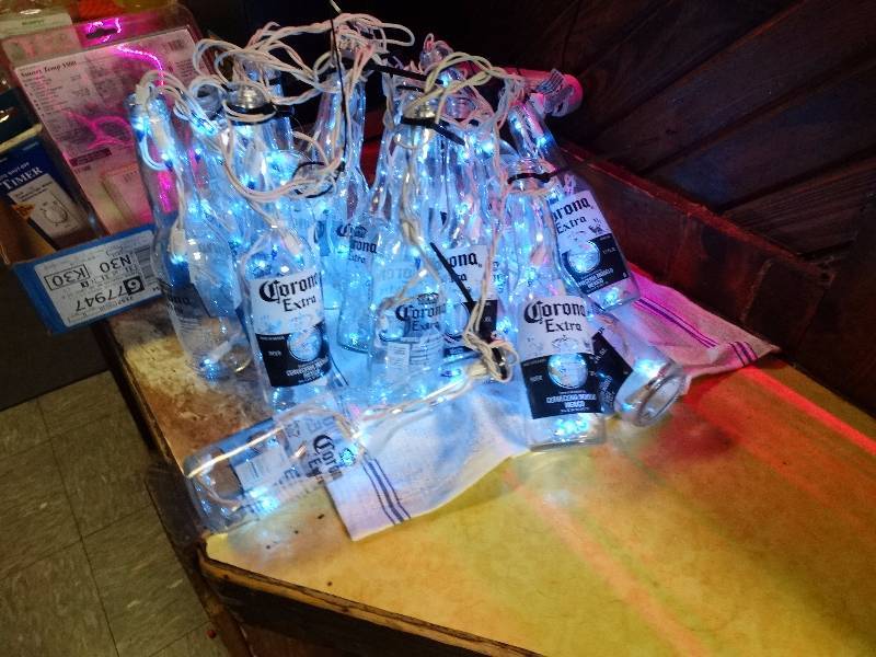 lot 901 image: Corona bottle patio lights