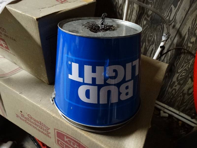 lot 902 image: Bud Light beer bucket hanging light