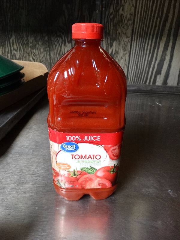 lot 907 image: Unopened bottle of Tomato juice