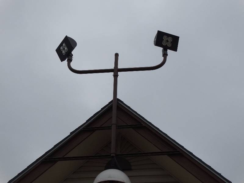 lot 1 image: LED parking lot lights w wall mount