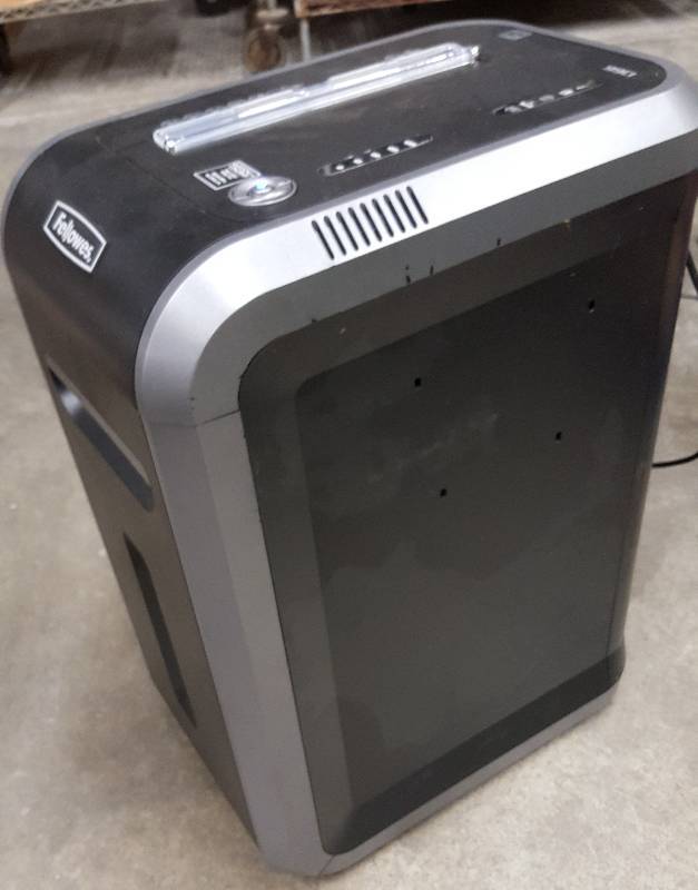lot 6087 image: Very little use on this Powershred� 99Ci 100% Jam Proof Cross-Cut Shredder missing the casters works great just cant roll it around