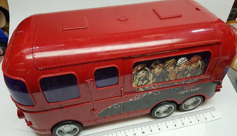 lot 6061 image: Bratz Rock Angel Tour Bus. The whole top of the bus can be opened out alongside various access.