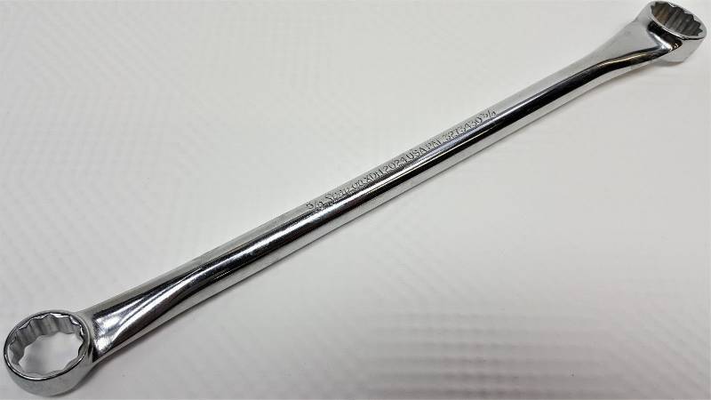 lot 6201 image: New Snap On Tools XDH 2024 12-Point 5834 Offset Box 11 long combo wrench