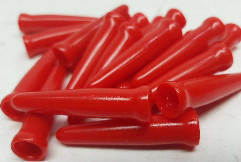 lot 6423RED image: 20 pack of automotive or hot rod vacuum caps or fitting plugs 1-58 long.