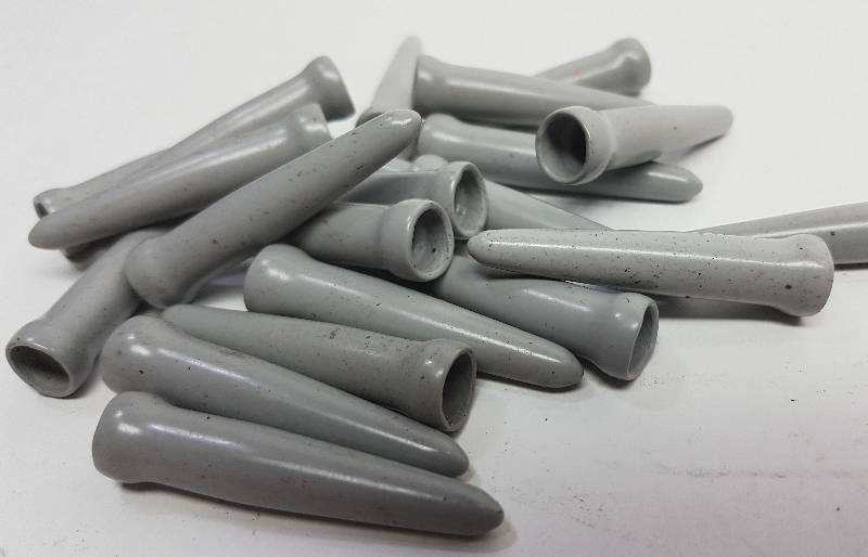 lot 6423SILVER image: 20 pack of automotive or hot rod vacuum caps or fitting plugs 1-58 long.