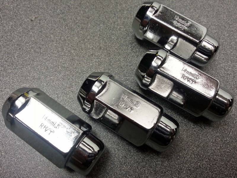lot 6895-4 image: 4 pack 14 MM 1.5 thread chrome bulge acorn conical seat custom wheel lug nuts