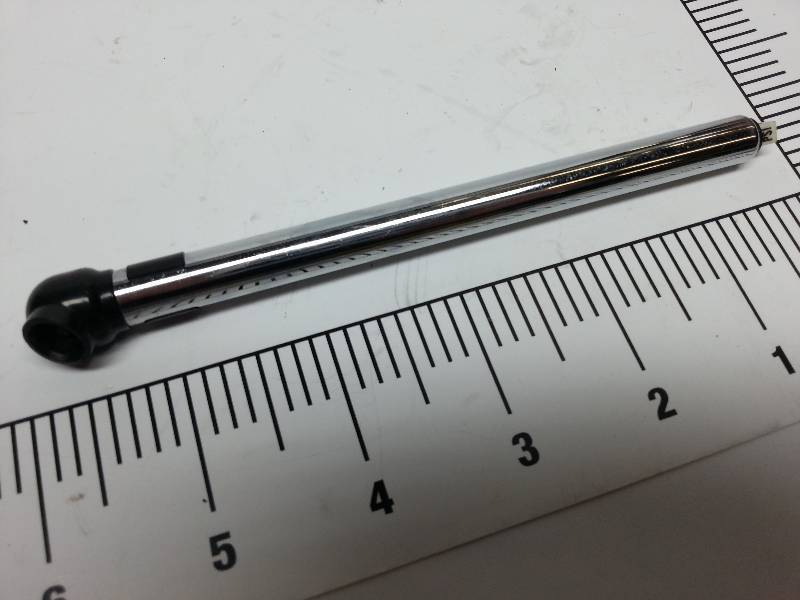 lot 9288 image: New but kinda looking cheap is this shirt pocket valve stem pressure gauge up to 20 PSI in 1 PSI increments.