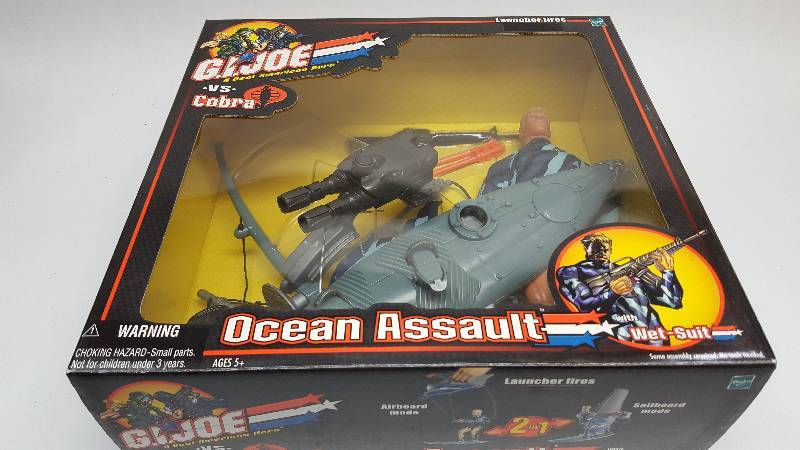 lot 6044 image: Collectable Gl JOE VS Cobra Ocean Assault new in the package