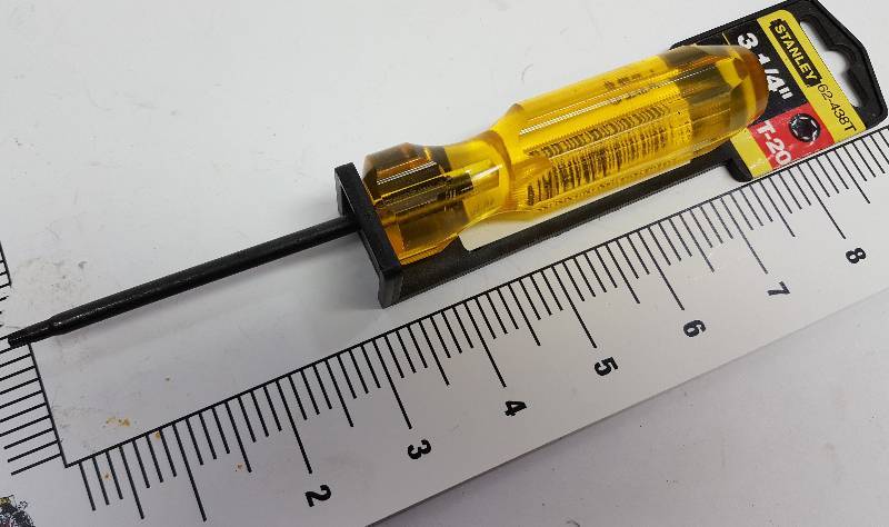 lot 9284 image: New in the display packaging is this Stanley Tools T-20 size Torx screwdriver
