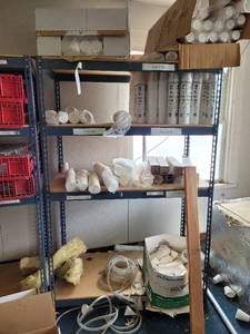 lot 41124 image: Contents Of Shelf - Styrofoam Cups  Bowls  Misc