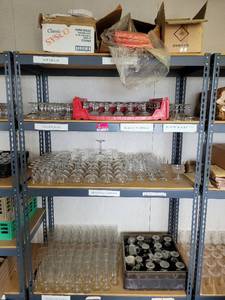 lot 41127 image: Contents Of Shelf - Bar Glasses And Chop Sticks