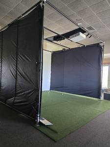 lot 17304 image: 14ft Visual Sports Golf Simulator - Model VS14 W Sony Projector with Instruction manual (retails $30,000)