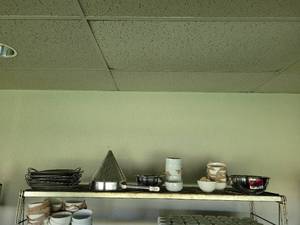 lot 37018 image: Contents of Shelf - Sifter  Stainless Mixing Bowls  Ramekins