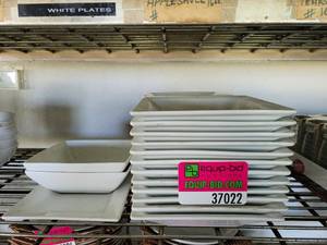 lot 37022 image: Lot Of iTi Appetizer Plates