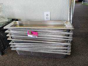 lot 37069 image: (18) Stainless Steel Pans