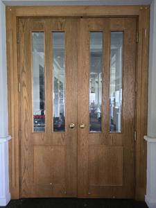 lot 37158 image: Oak 7ft French Doors