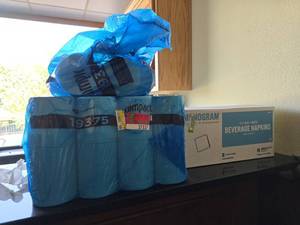 lot 37337 image: Case of Beverage Napkins and Toilet Paper
