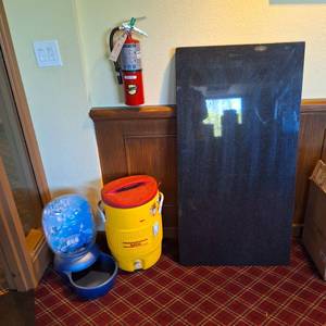 lot 37355 image: Slab Of Granite  Dog Bowl  Fire Extinguisher Igloo Drink Dispenser