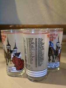 lot 37362 image: Lot Of 4 - 1988 Kentucky Derby Collectible Glasses