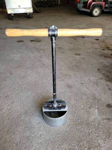 lot 27058 image: Hole Digger