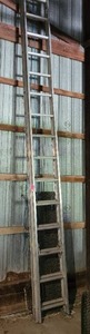lot 27066 image: Werner 30ft Ladder
