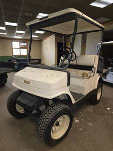 lot 3003 image: Yamaha Golf Utility Cart