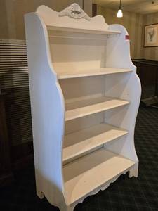 lot 27117 image: White Wood Book Shelf
