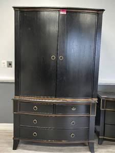 lot 37444 image: Brownstone Amorie
