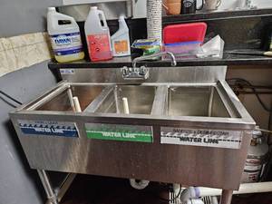 lot 37462 image: Hally 3 Part Kitchen Sink