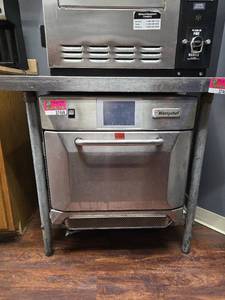 lot 37467 image: Stainless Steel Table