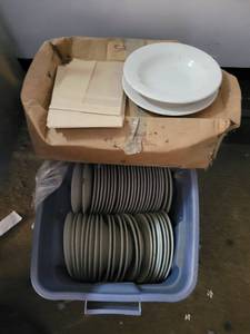 lot 50580 image: Lof Playes, Bowls And Bags