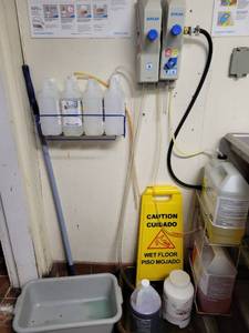 lot 31577 image: Eco Lab Dispenser System