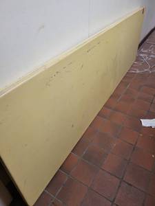 lot 31580 image: 8 Ft Folding Table