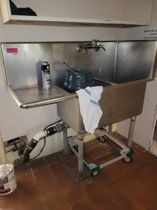 lot 31581 image: Stainless Steel Sink And More