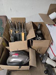 lot 33032 image: Lot Of Ball Washers  Stakes And Mist Americas