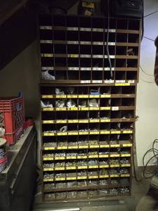 lot 33045 image: Parts Bins