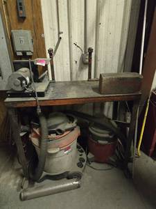 lot 33050 image: 3ft Steel Work Bench - Items On And Under Are SOLD SEPARATELY