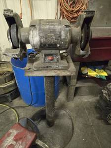 lot 33052 image: 8in Grinder