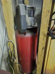 lot 33053 image: Coleman Air Compressor